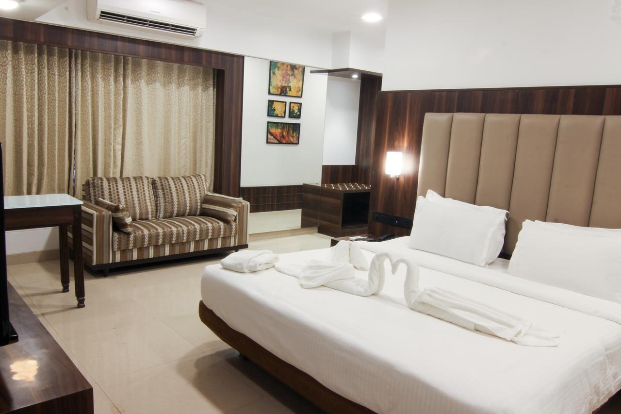 Golden Chariot The Boutique Hotel Βομβάη Εξωτερικό φωτογραφία