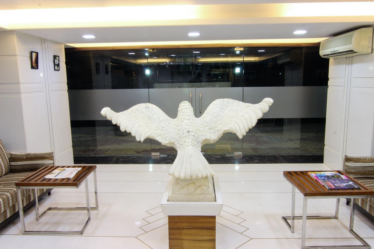 Golden Chariot The Boutique Hotel Βομβάη Εξωτερικό φωτογραφία