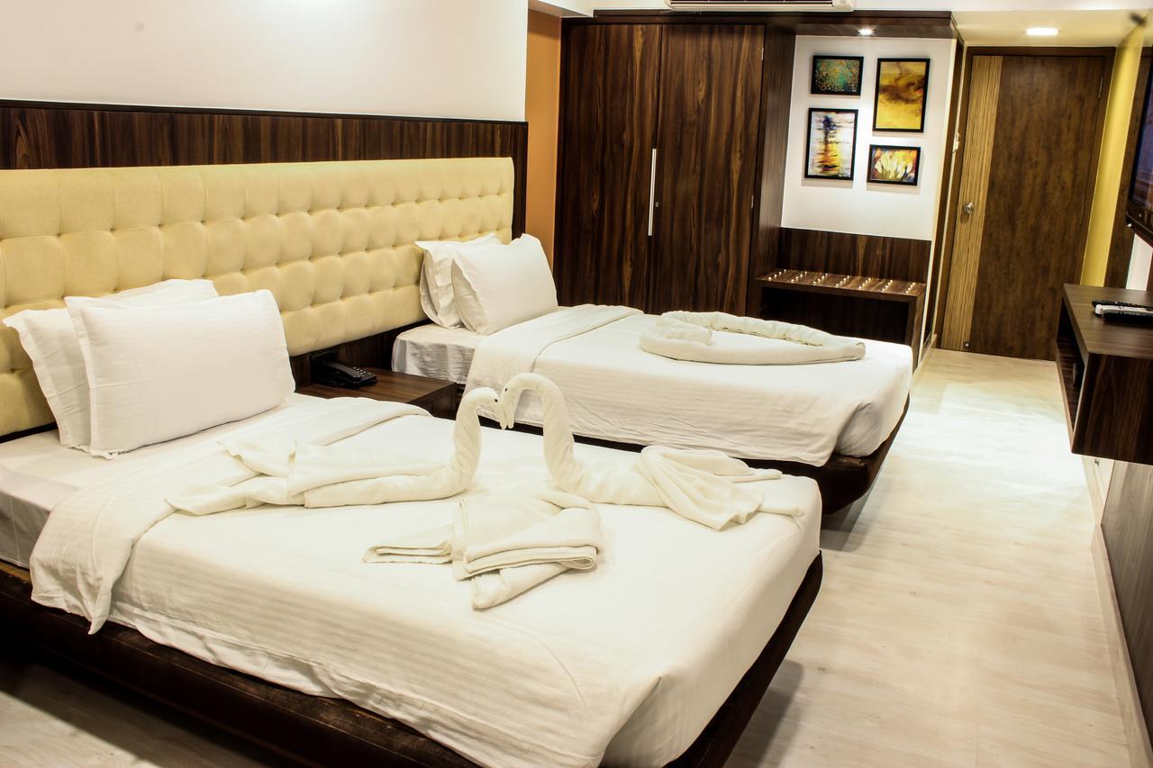 Golden Chariot The Boutique Hotel Βομβάη Εξωτερικό φωτογραφία