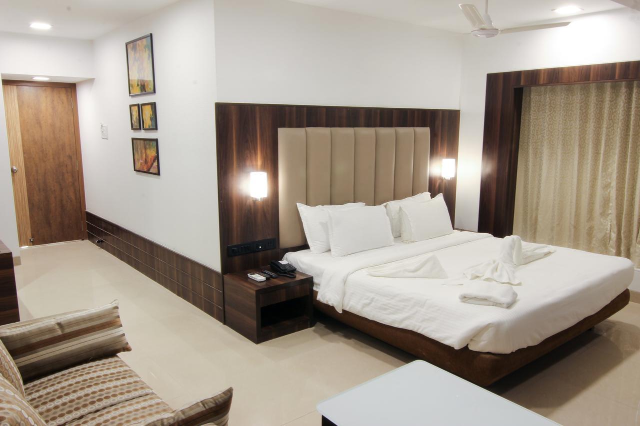 Golden Chariot The Boutique Hotel Βομβάη Εξωτερικό φωτογραφία