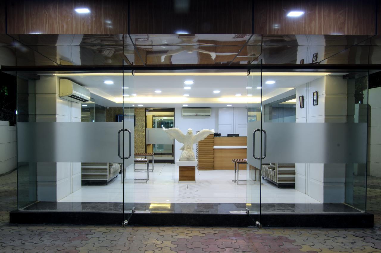 Golden Chariot The Boutique Hotel Βομβάη Εξωτερικό φωτογραφία