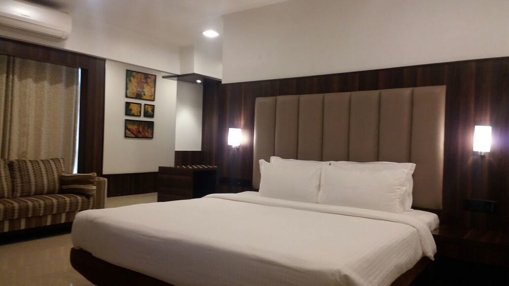 Golden Chariot The Boutique Hotel Βομβάη Εξωτερικό φωτογραφία