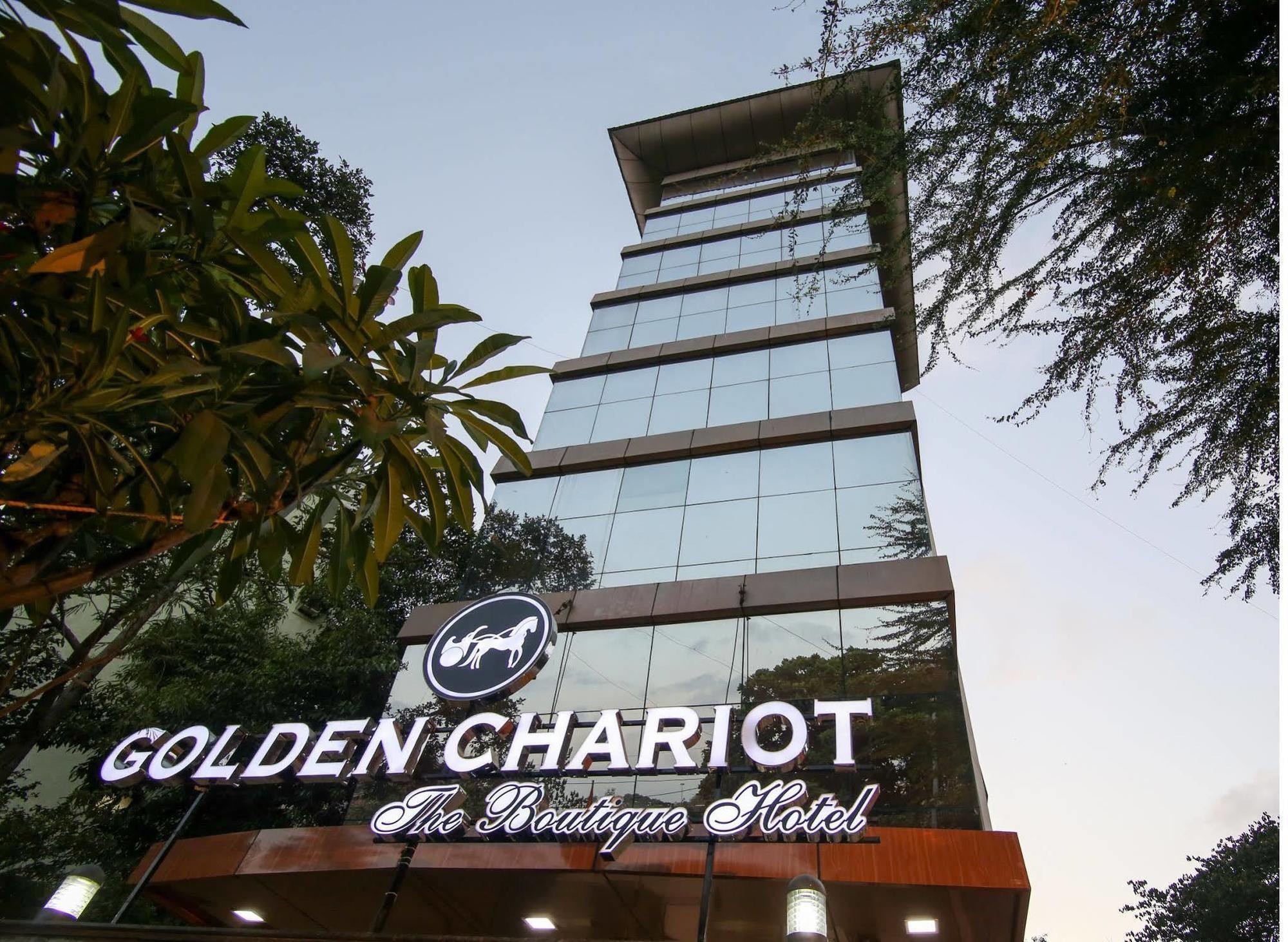 Golden Chariot The Boutique Hotel Βομβάη Εξωτερικό φωτογραφία