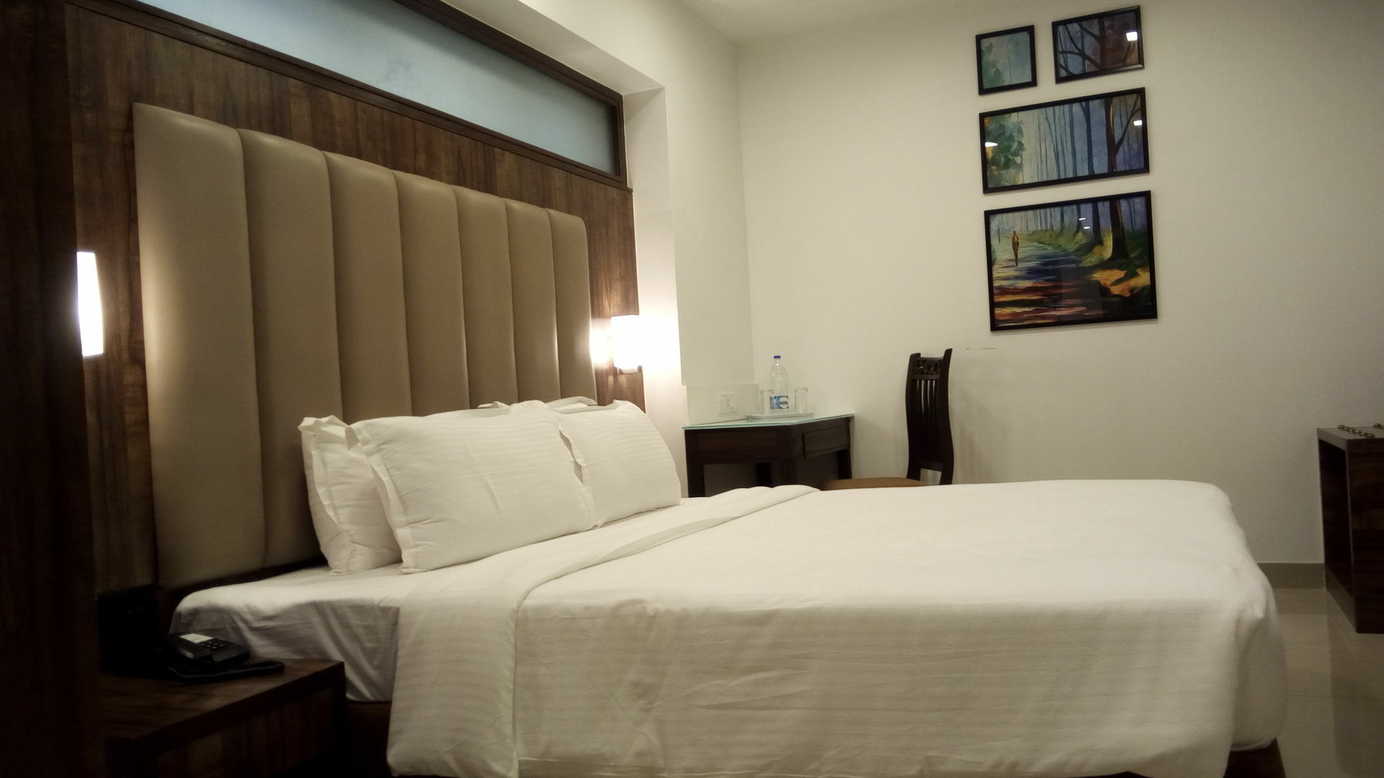 Golden Chariot The Boutique Hotel Βομβάη Εξωτερικό φωτογραφία
