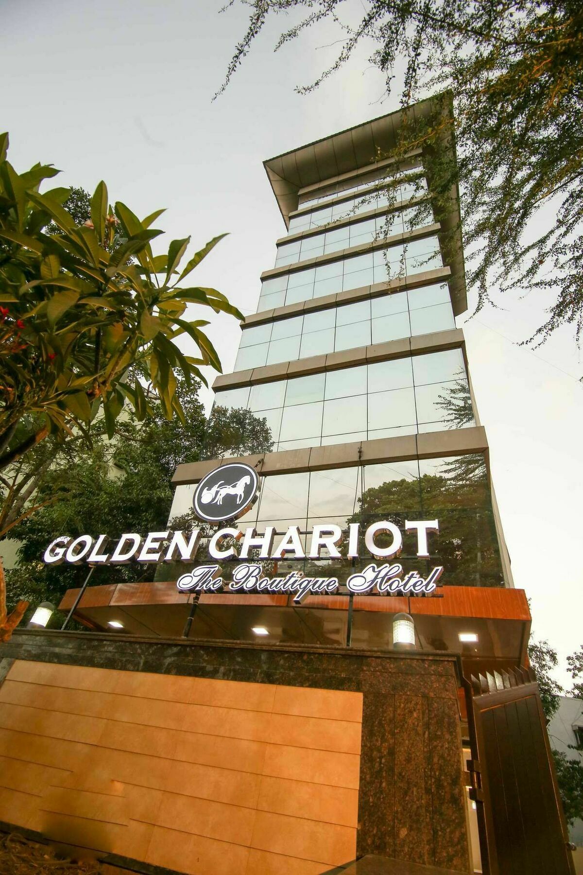 Golden Chariot The Boutique Hotel Βομβάη Εξωτερικό φωτογραφία