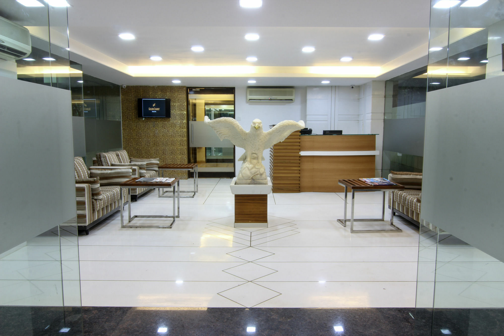 Golden Chariot The Boutique Hotel Βομβάη Εξωτερικό φωτογραφία